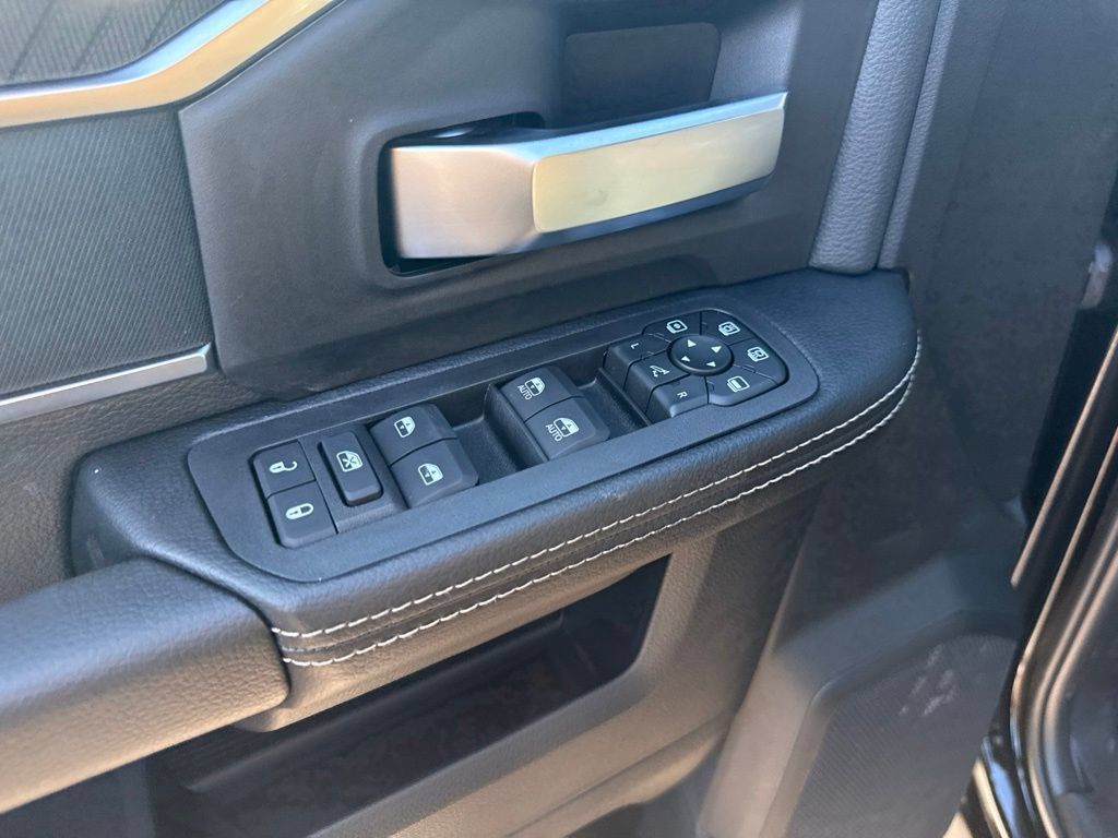 New 2027 RAM 3500 Big Horn AWD/4WD image 20