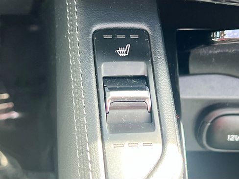 Used 2023 Kia Telluride EX w/ EX Captain's Chair Package FWD image 21