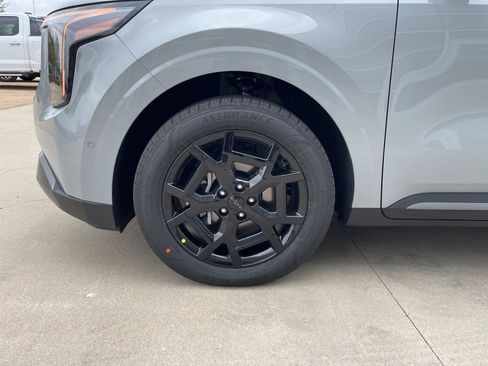 New 2026 Kia Carnival SX FWD image 17