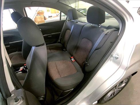 Used 2020 Chevrolet Sonic LT w/ Convenience Package image 19