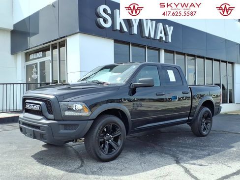 Used 2024 RAM 1500 Warlock AWD/4WD image 1