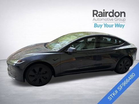 Used 2025 Tesla Model 3 Long Range image 4