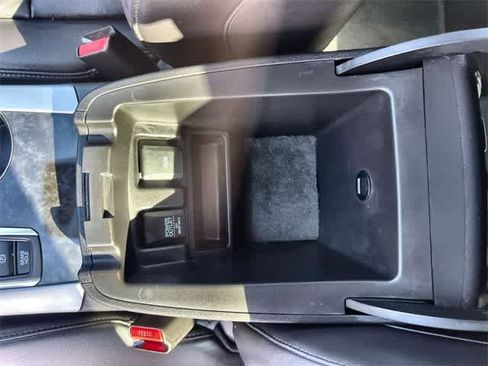 Used 2020 Acura TLX image 27