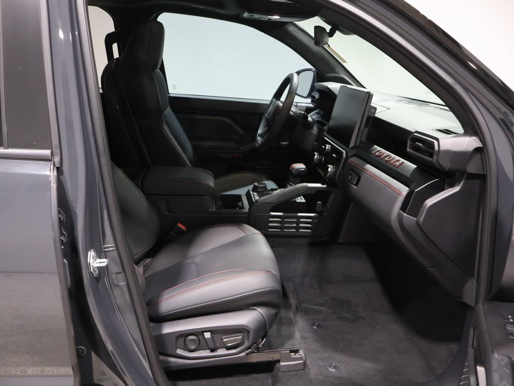 Used 2025 Toyota Tacoma TRD Pro w/ Tow Tech Package AWD/4WD image 24