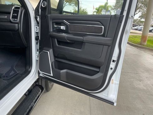 New 2024 RAM 2500 Laramie w/ Night Edition AWD/4WD image 22