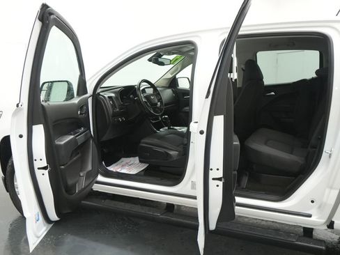 Used 2017 Chevrolet Colorado LT w/ LT Convenience Package AWD/4WD image 19