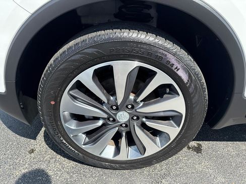 Used 2022 Buick Encore Preferred w/ Safety Package AWD/4WD image 9