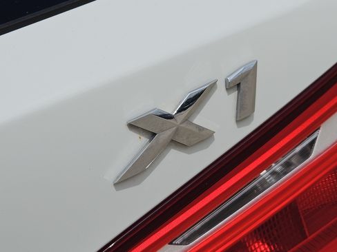 Used 2018 BMW X1 sDrive28i FWD image 34