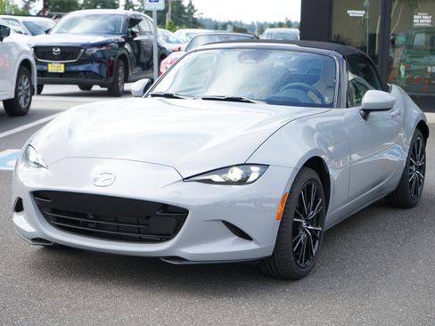 New 2026 MAZDA MX-5 Miata Grand Touring w/ Weather Package RWD image 8