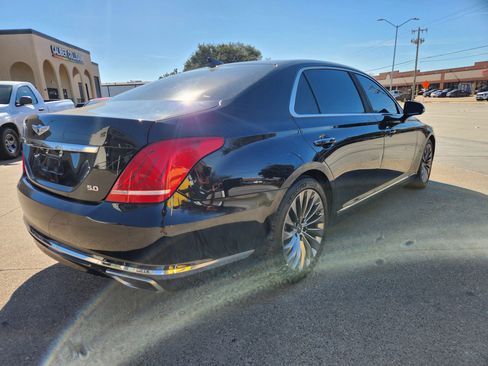 Used 2019 Genesis G90 5.0 Ultimate image 4