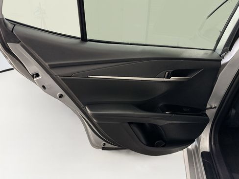 Used 2025 Toyota Camry LE image 27