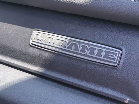 New 2026 RAM 2500 Laramie AWD/4WD image 13