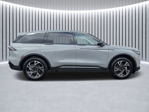 New 2026 Lincoln Nautilus Premier w/ Jet Appearance Package image 2