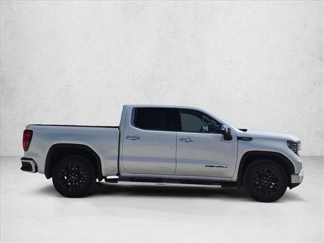Used 2023 GMC Sierra 1500 Denali w/ Technology Package RWD image 4