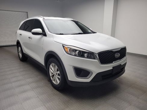 Used 2017 Kia Sorento FWD w/ LX Convenience Package image 13