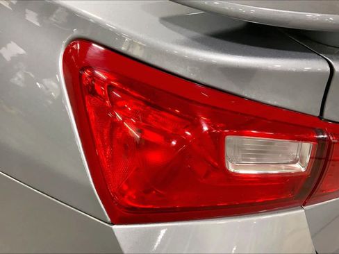 Used 2023 Chevrolet Malibu RS FWD image 29
