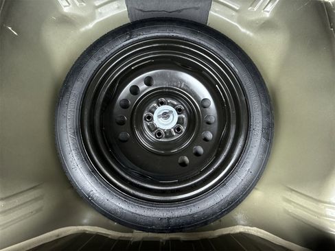 Used 2020 Subaru Legacy Premium image 43