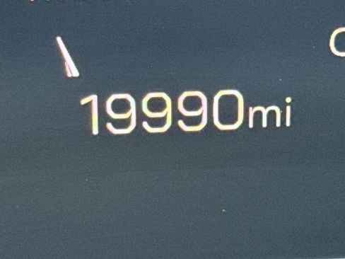 Certified 2025 GMC Yukon Denali image 27