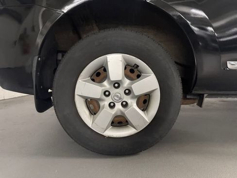Used 2015 Nissan Rogue S w/ Convenience Package AWD/4WD image 12