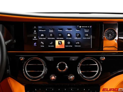 Used 2024 Rolls-Royce Spectre w/ Spectre Launch Package AWD/4WD image 30