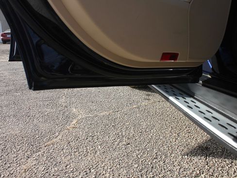 Used 2018 Mercedes-Benz GLE 350 4MATIC image 52