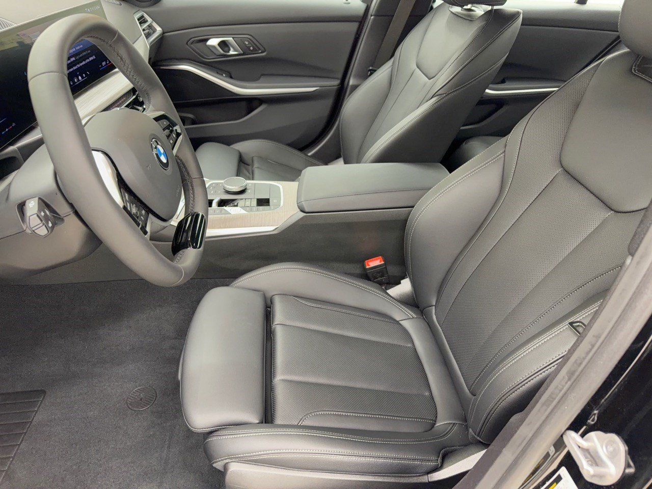 Used 2026 BMW 330i Sedan RWD image 5