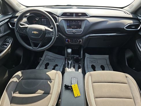 Used 2021 Chevrolet TrailBlazer LT w/ Driver Confidence Package FWD image 13