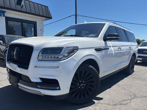 Used 2019 Lincoln Navigator L Reserve AWD/4WD image 2