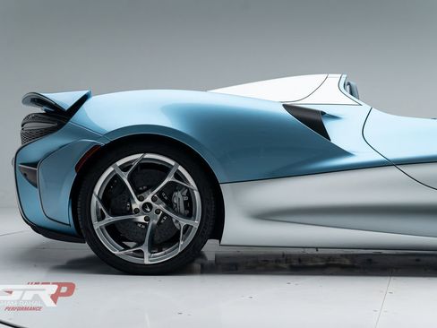 Used 2021 McLaren Elva image 18