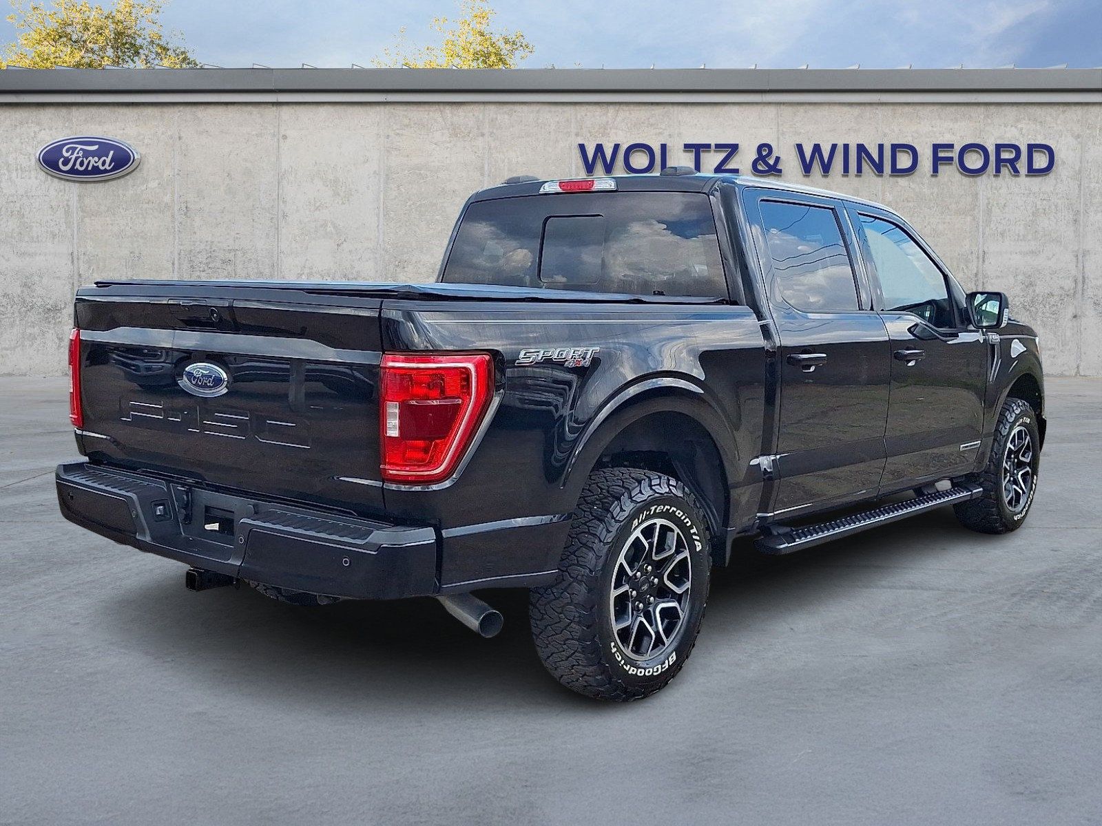 Used 2021 Ford F150 XLT w/ Equipment Group 302A High AWD/4WD image 6