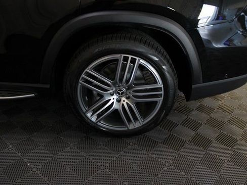 New 2026 Mercedes-Benz GLS 450 4MATIC image 10