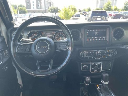 Used 2022 Jeep Wrangler Unlimited Sport AWD/4WD image 13