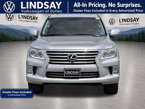 Used 2013 Lexus LX 570 4WD w/ Luxury Pkg image 3