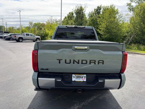 Used 2025 Toyota Tundra Limited AWD/4WD image 7