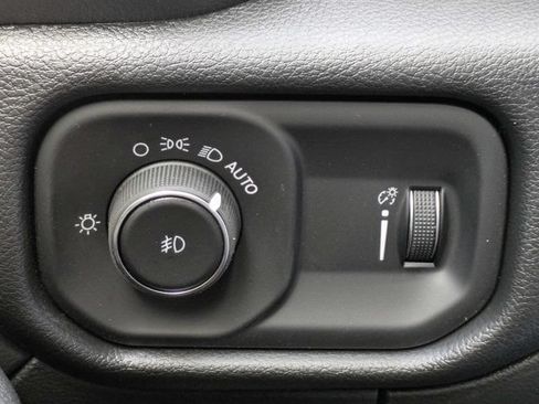 New 2026 RAM 5500 Tradesman w/ Chrome Appearance Group AWD/4WD image 21