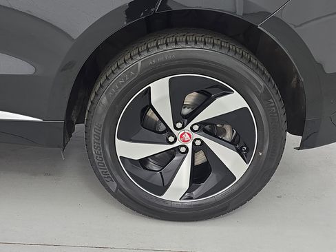 Used 2021 Jaguar F-PACE S image 34