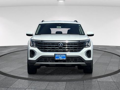 Used 2024 Volkswagen Atlas SE AWD/4WD image 11