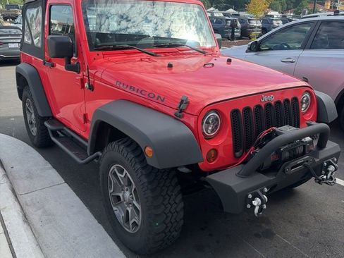 Used 2013 Jeep Wrangler Rubicon AWD/4WD image 2