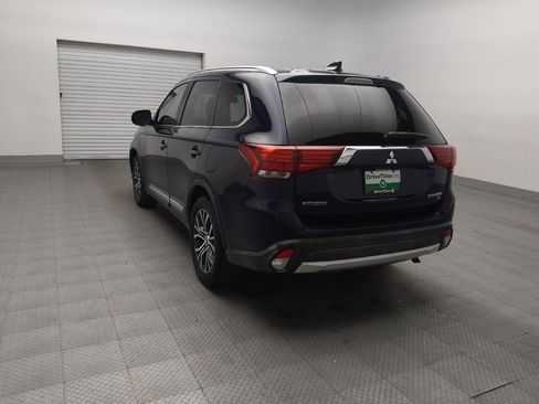 Used 2018 Mitsubishi Outlander SEL image 5