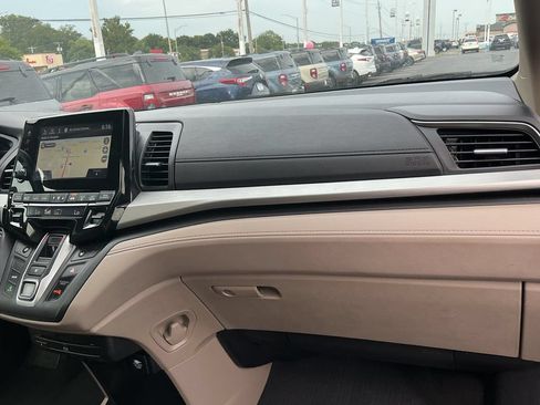 Used 2019 Honda Odyssey EX-L image 26
