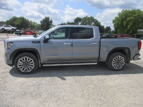 New 2026 GMC Sierra 1500 Denali Ultimate AWD/4WD image 11