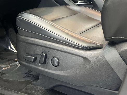 Used 2023 Kia Telluride S image 12