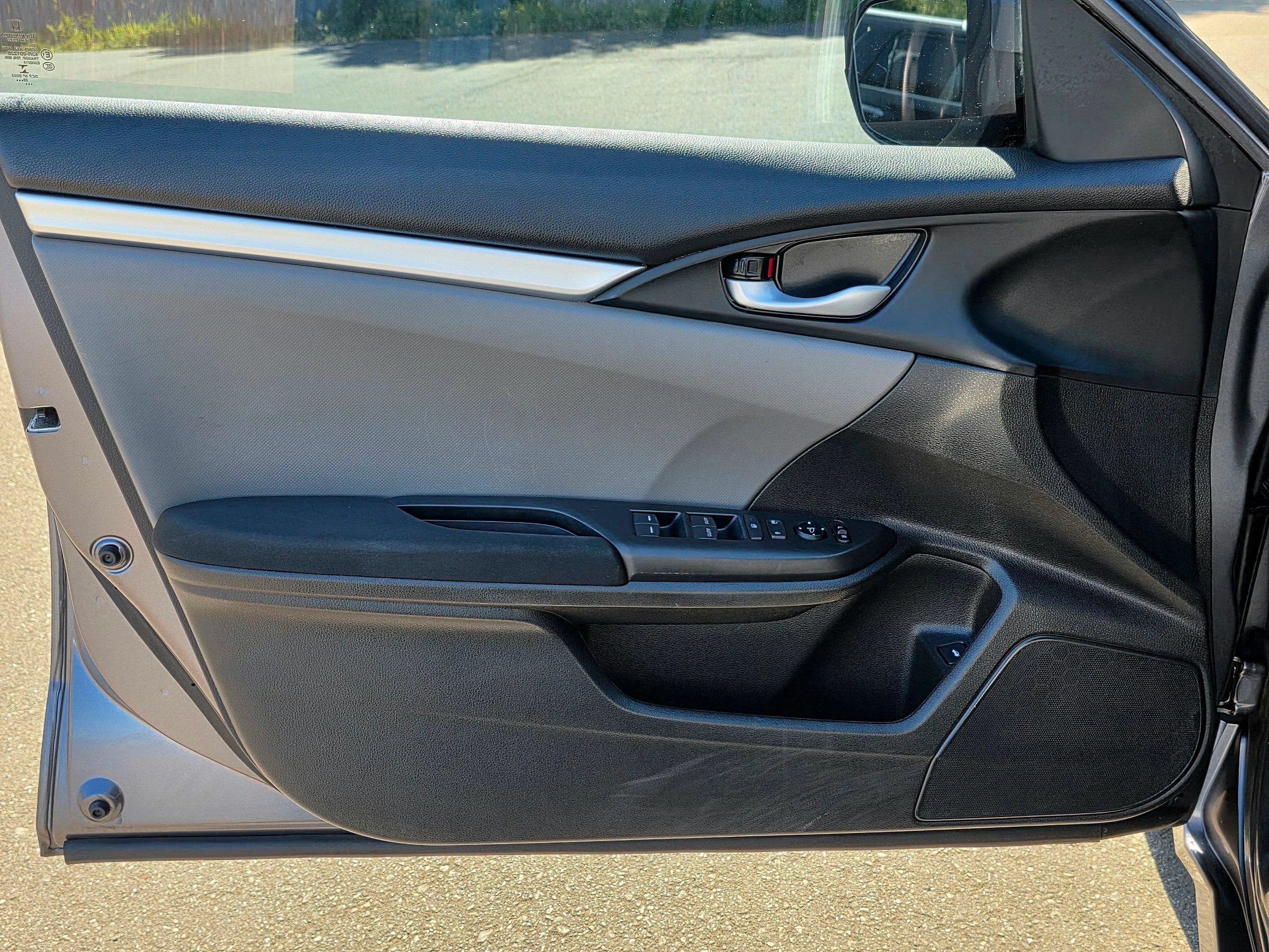 Used 2021 Honda Civic LX image 39