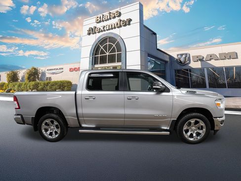 Used 2021 RAM 1500 Big Horn AWD/4WD image 2