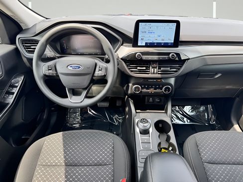Used 2025 Ford Escape Active AWD/4WD image 10