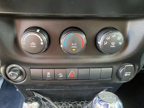 Used 2011 Jeep Wrangler Sport AWD/4WD image 24