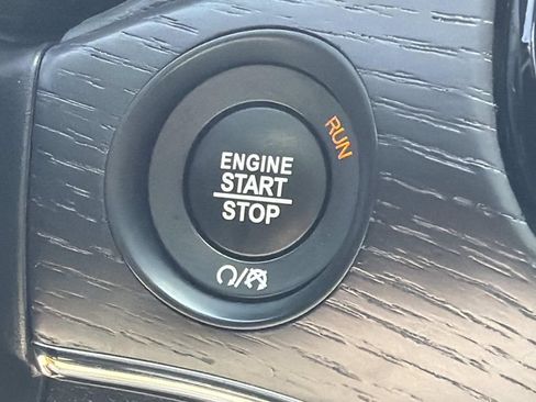 Used 2019 Jeep Grand Cherokee High Altitude AWD/4WD image 32