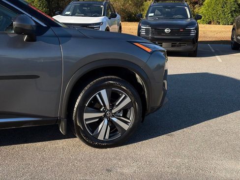 Certified 2021 Nissan Rogue SL w/ Premium Package image 8