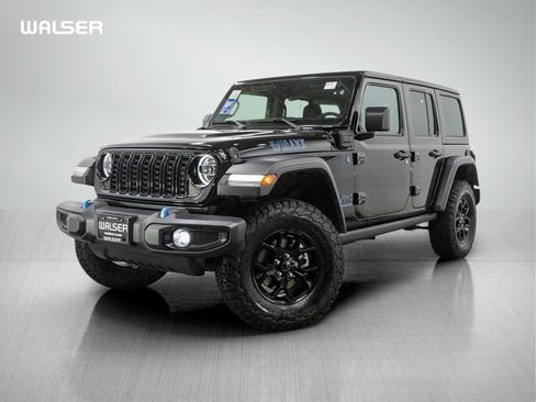 Used 2024 Jeep Wrangler Unlimited AWD/4WD image 1