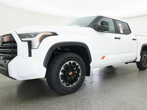 New 2026 Toyota Tundra SR5 AWD/4WD image 17